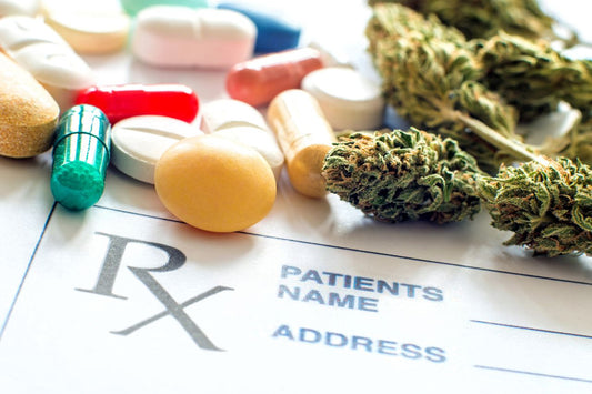 Píldoras recetadas y cannabis medicinal