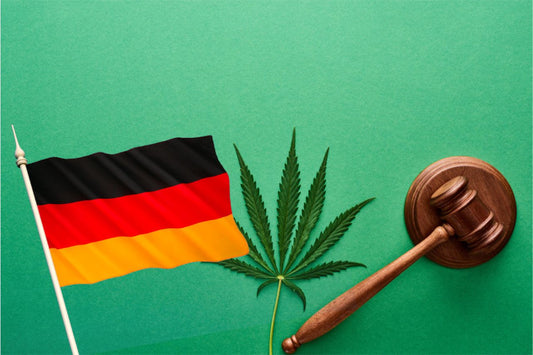 Bandera alemana, hoja de cannabis, mazo