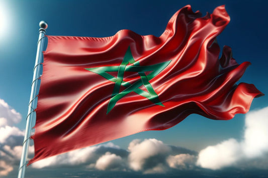 ondeando la bandera de Marruecos