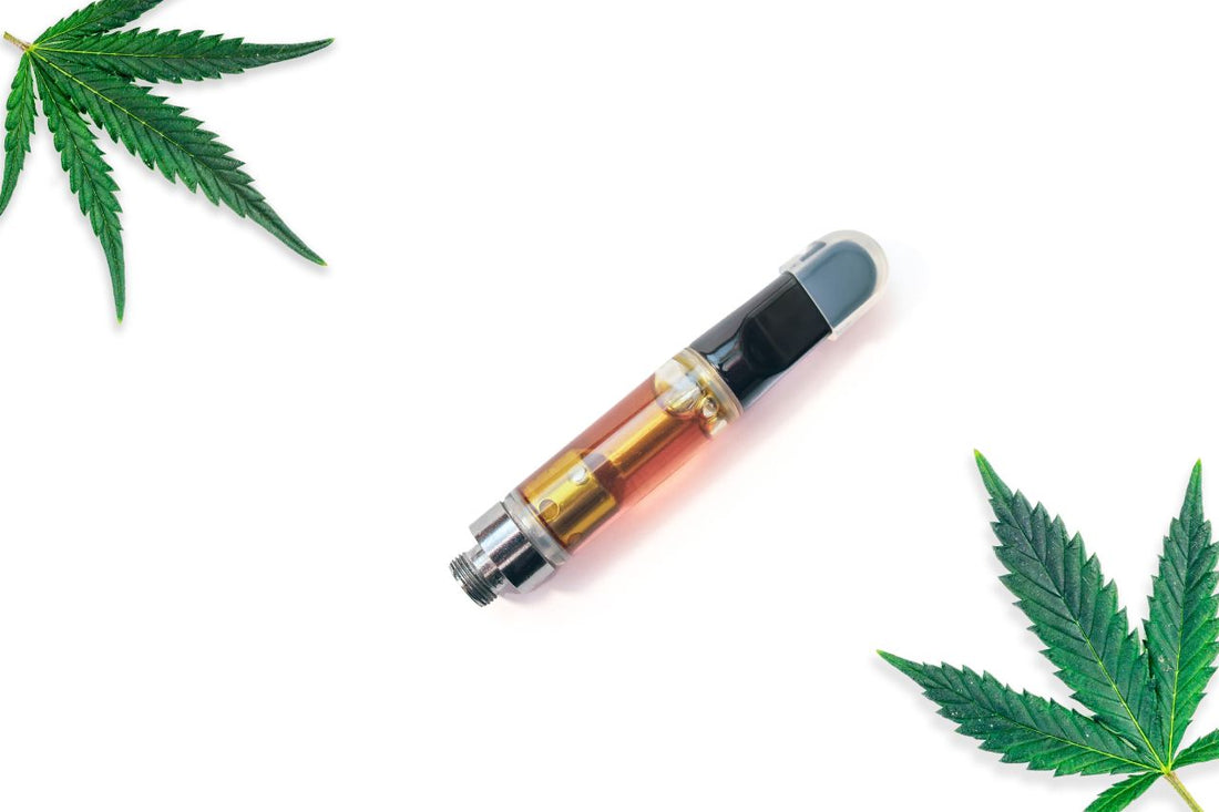 Cartucho Vape de Cannabis y Hoja de Cannabis