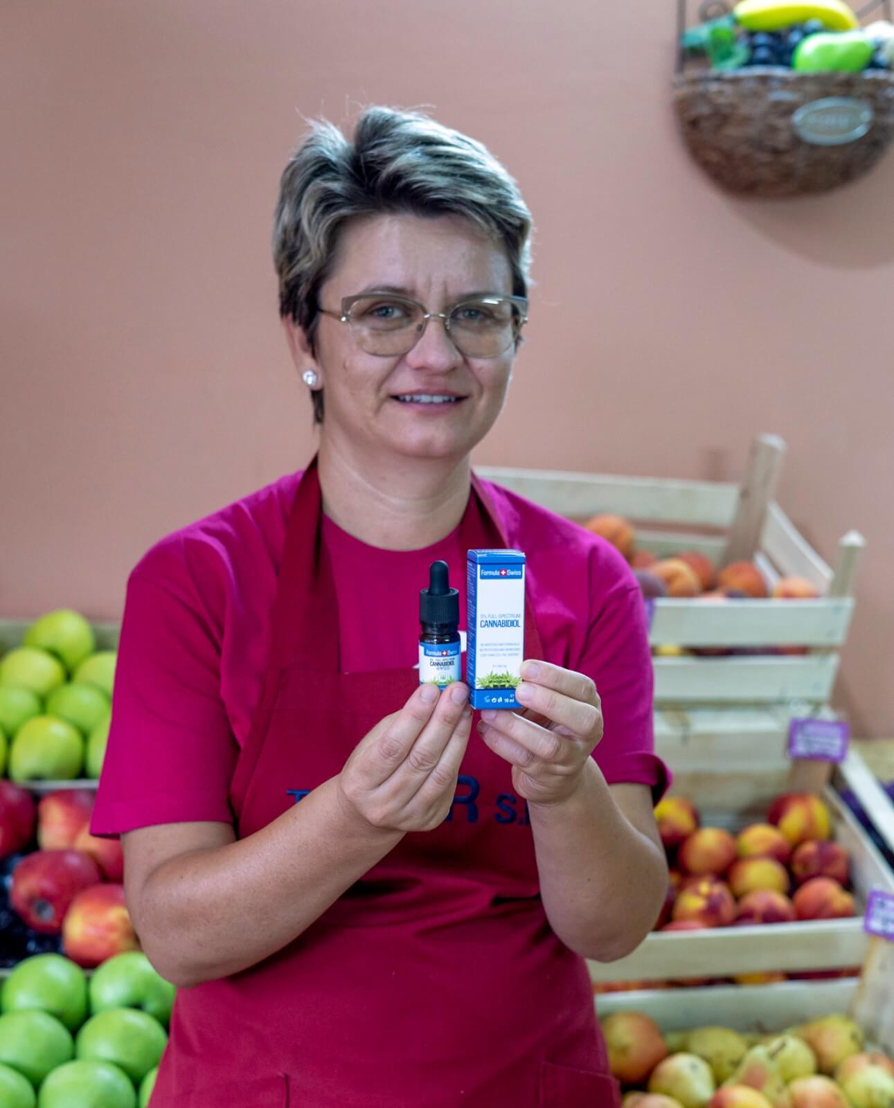 Fórmula Aceite de CBD orgánico suizo en aceite de semilla de cáñamo